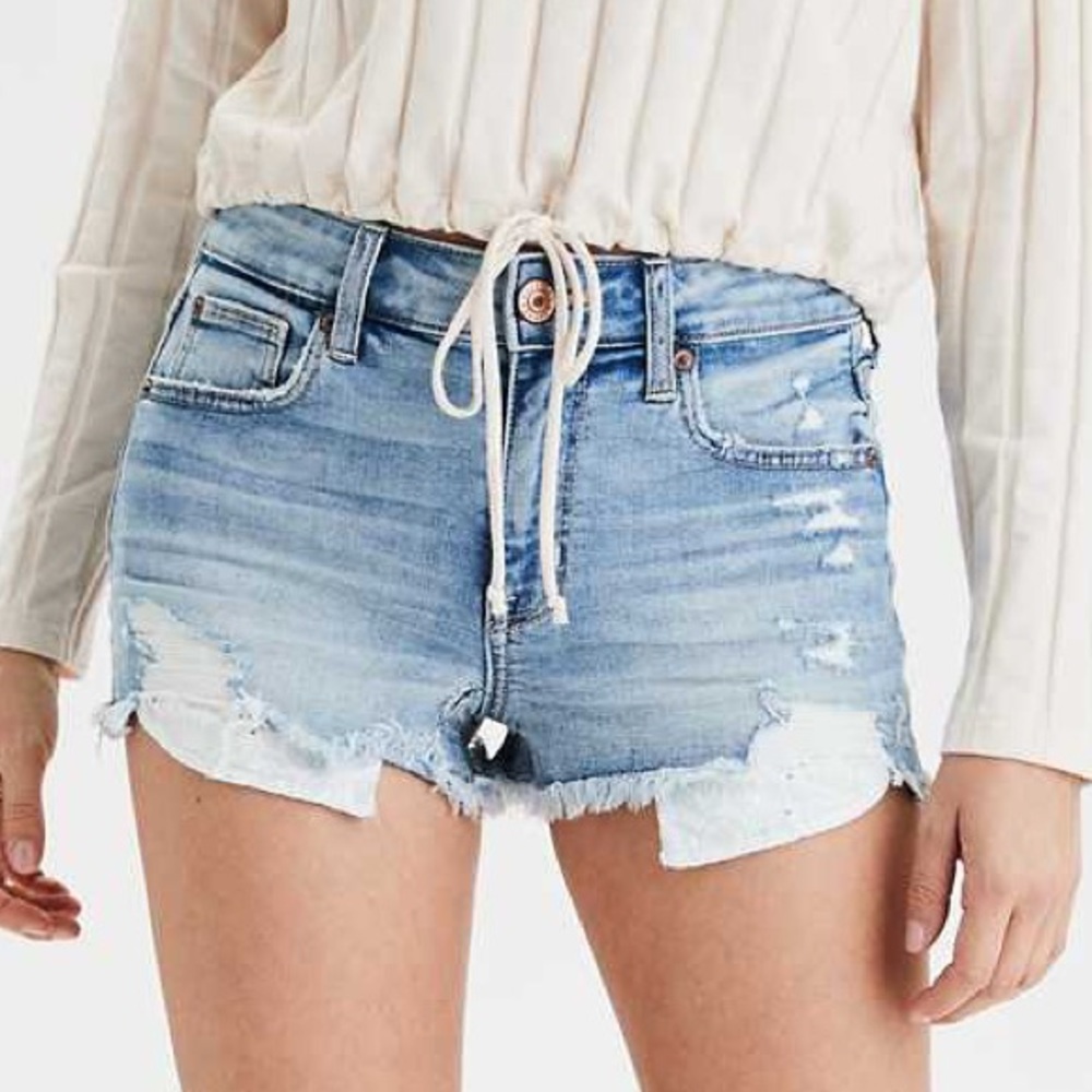 American Eagle • High Waisted Denim Short
